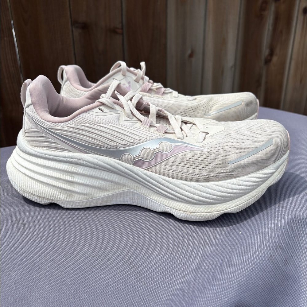 Saucony Hurricane 24 Sz 9.5